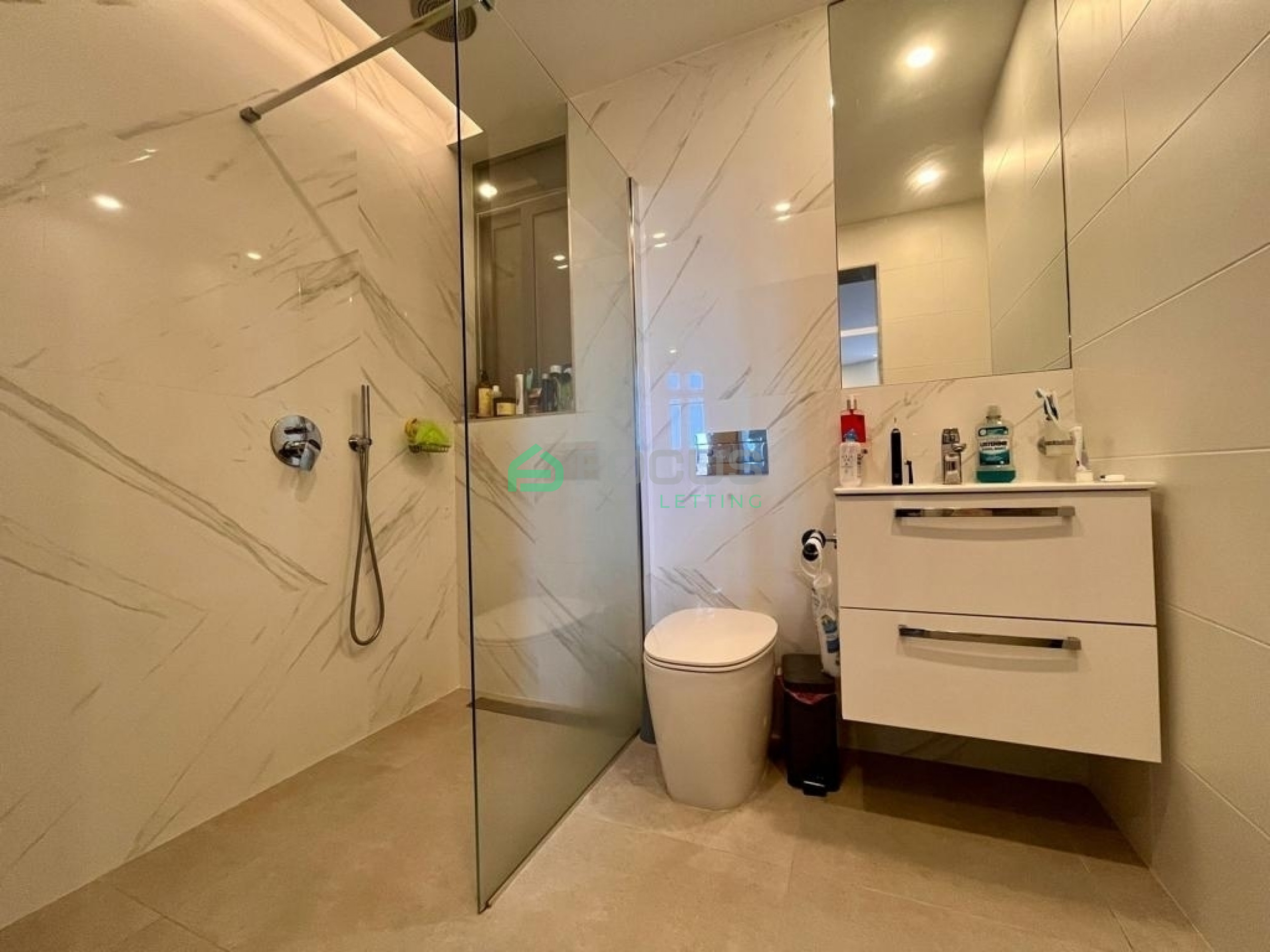 2 Bedroom Apartment in St Julian's