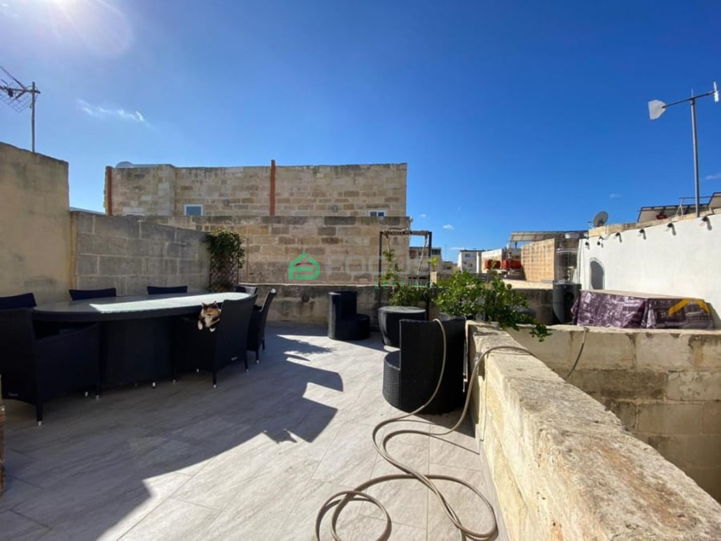 3 Bedroom Apartment in Naxxar