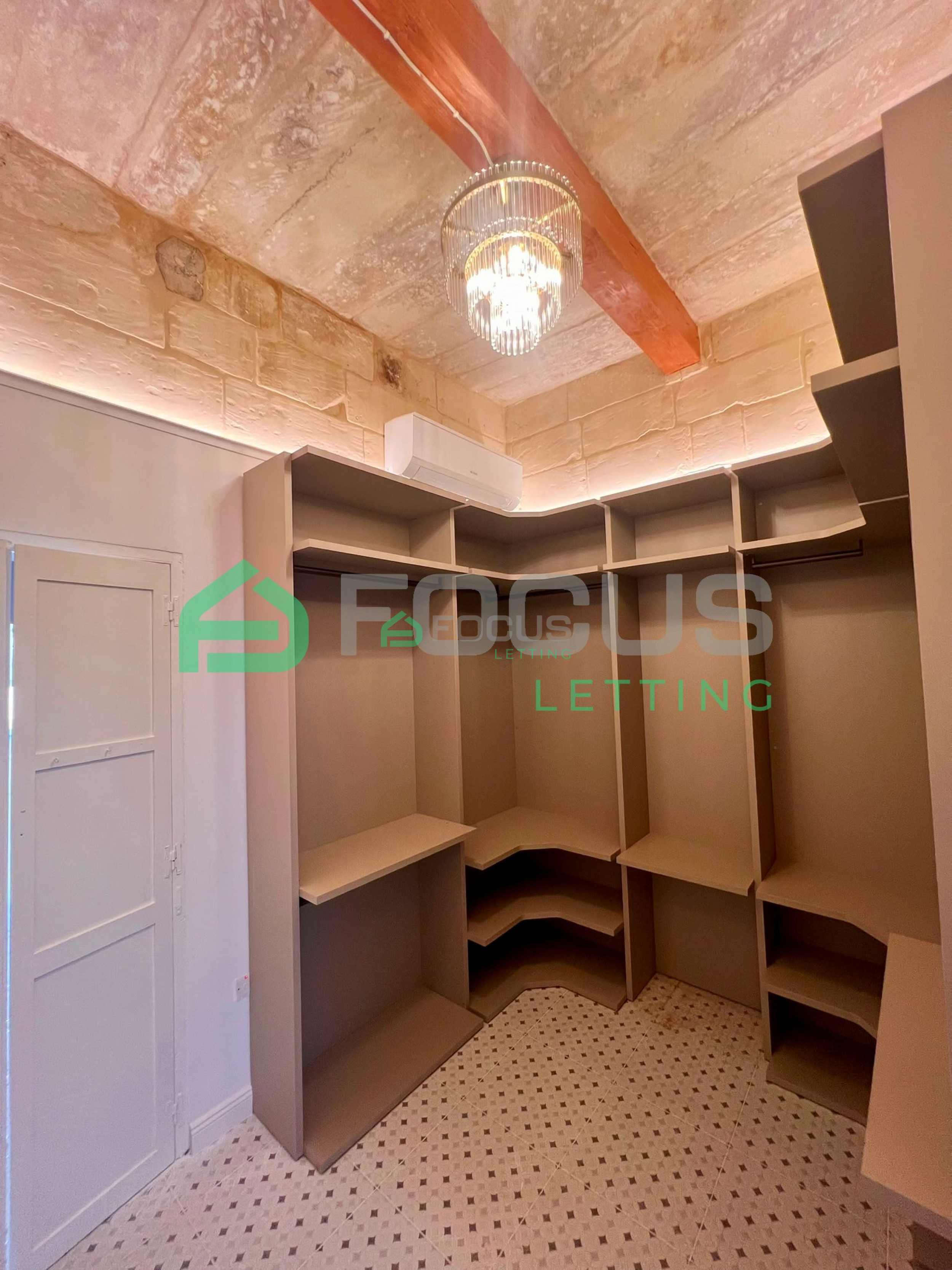 2 Bedroom Townhouse in Sliema