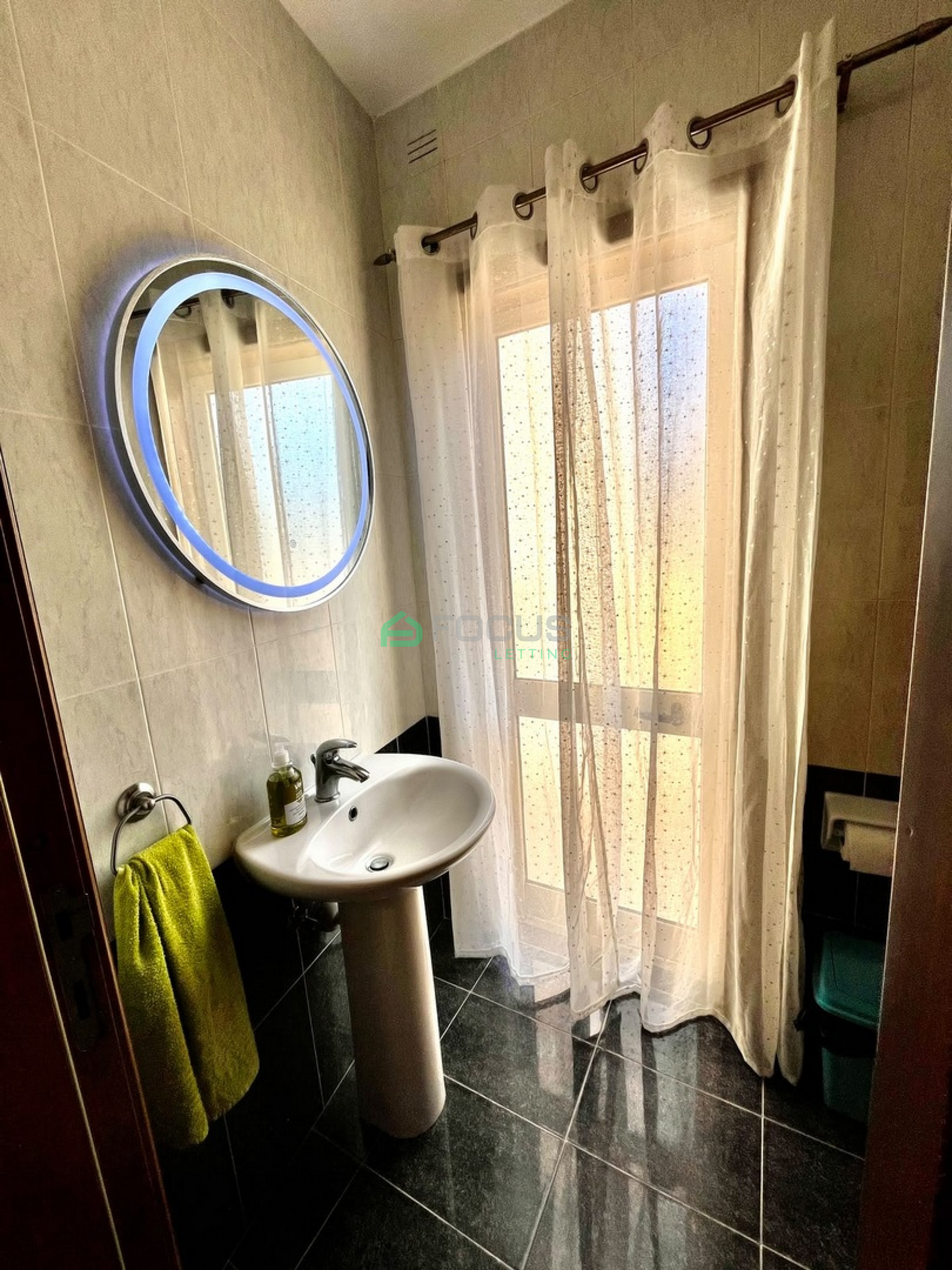 3 Bedroom Apartment in Qawra