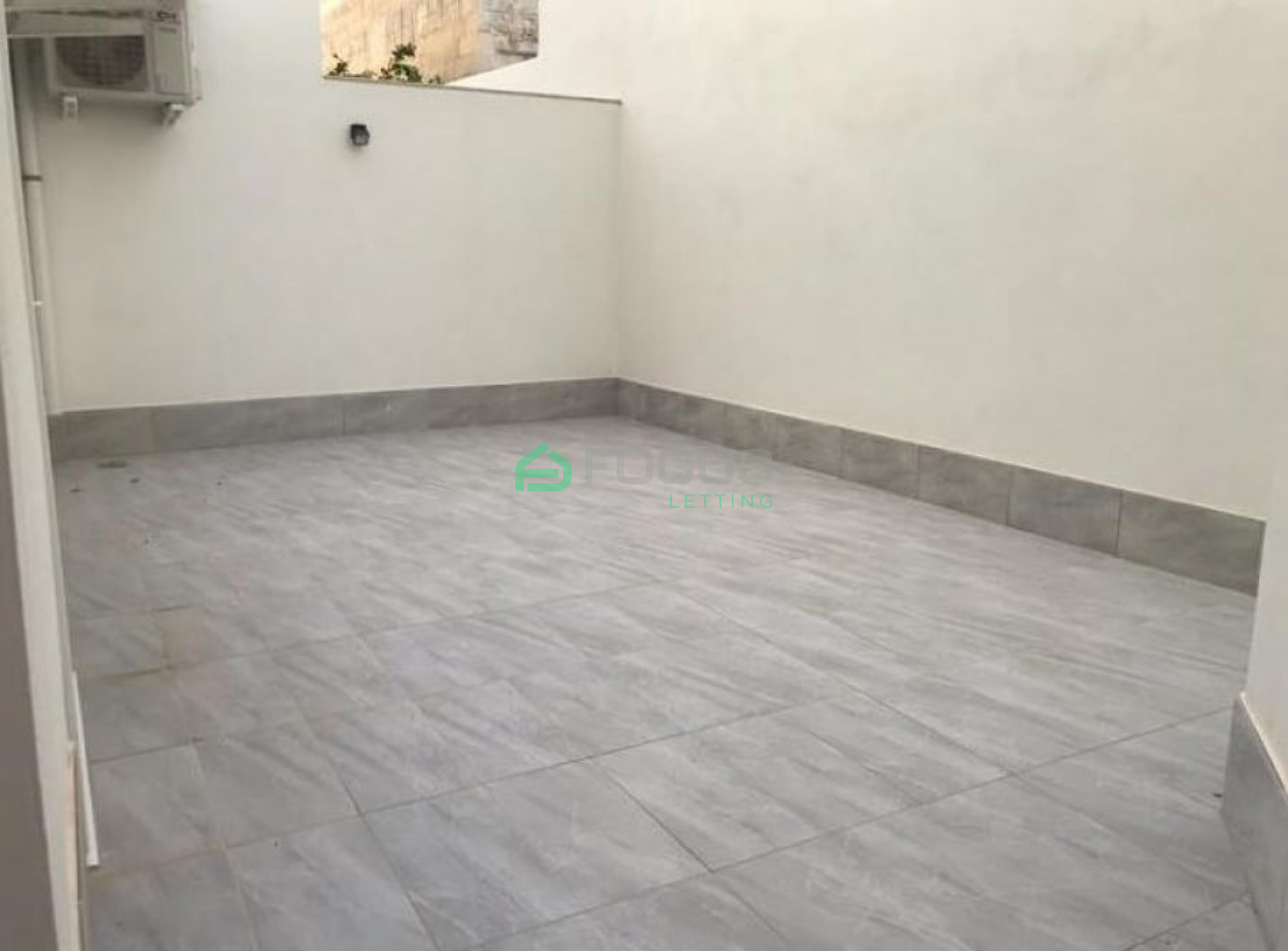 3 Bedroom Maisonette in Bahar ic-Caghaq