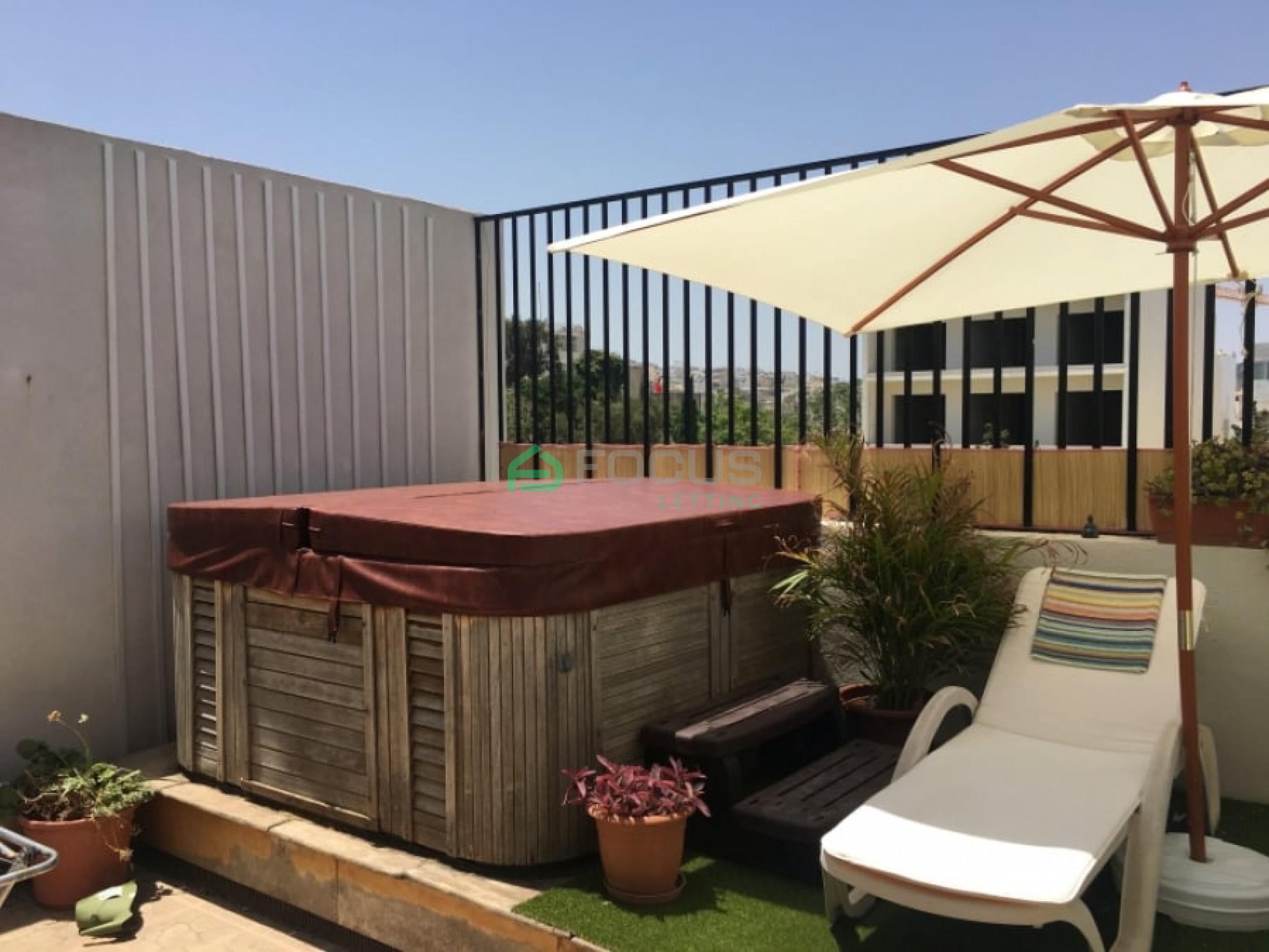 2 Bedroom Penthouse in St Julian's