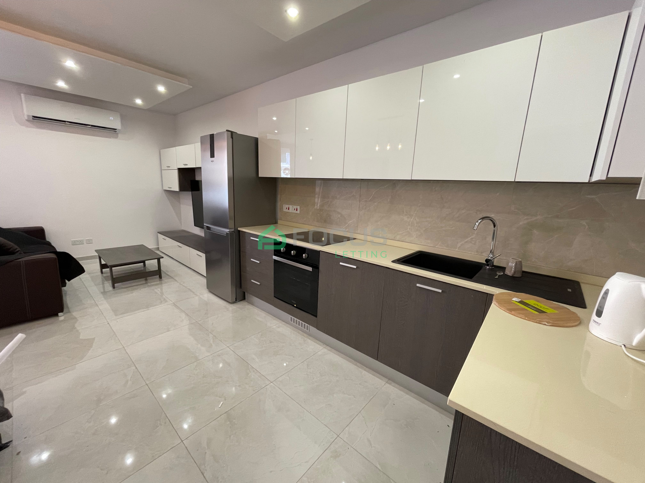 2 Bedroom Apartment in Gzira