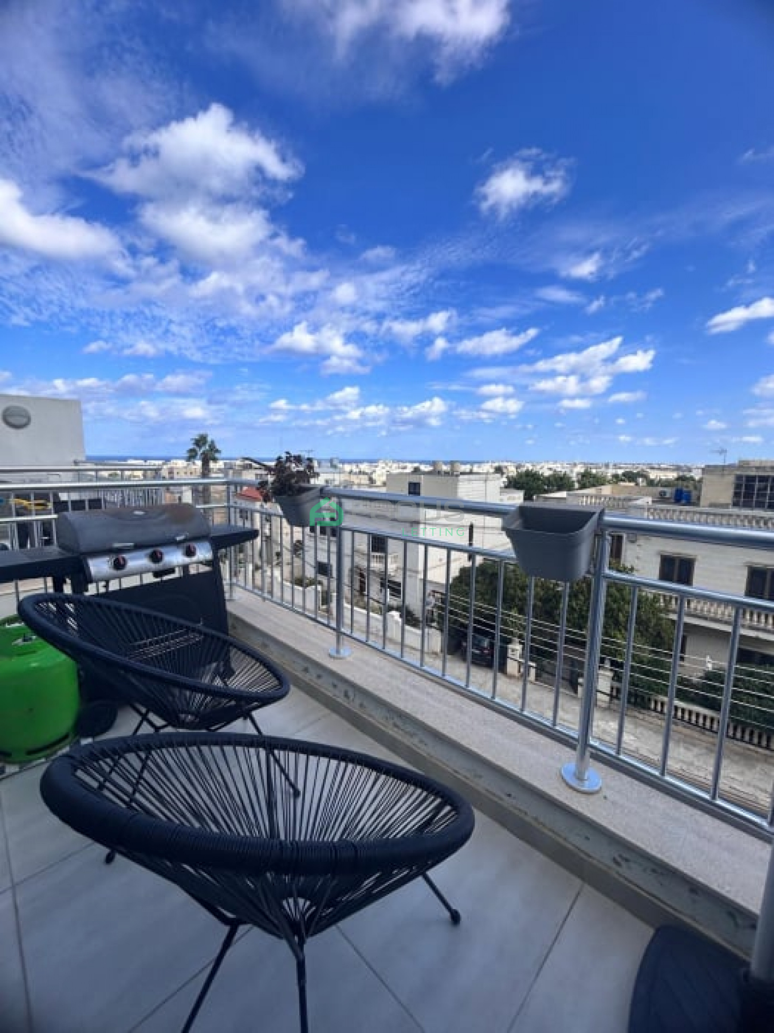 2 Bedroom Apartment in San Gwann