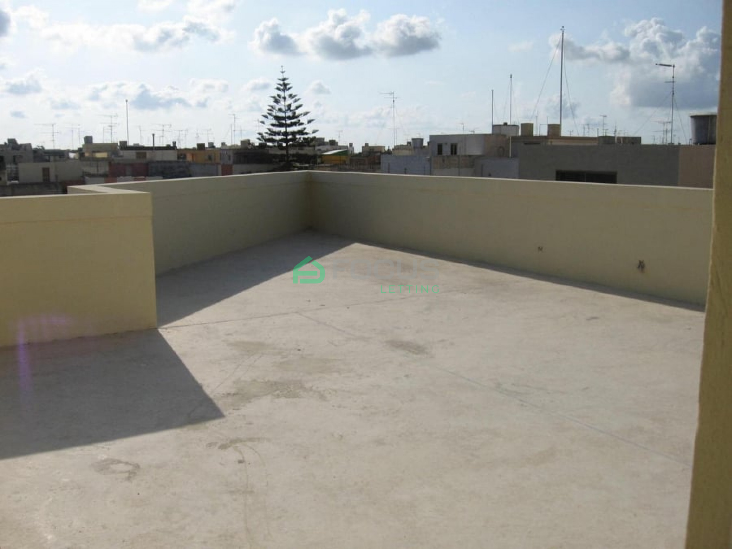 3 Bedroom Maisonette in Naxxar