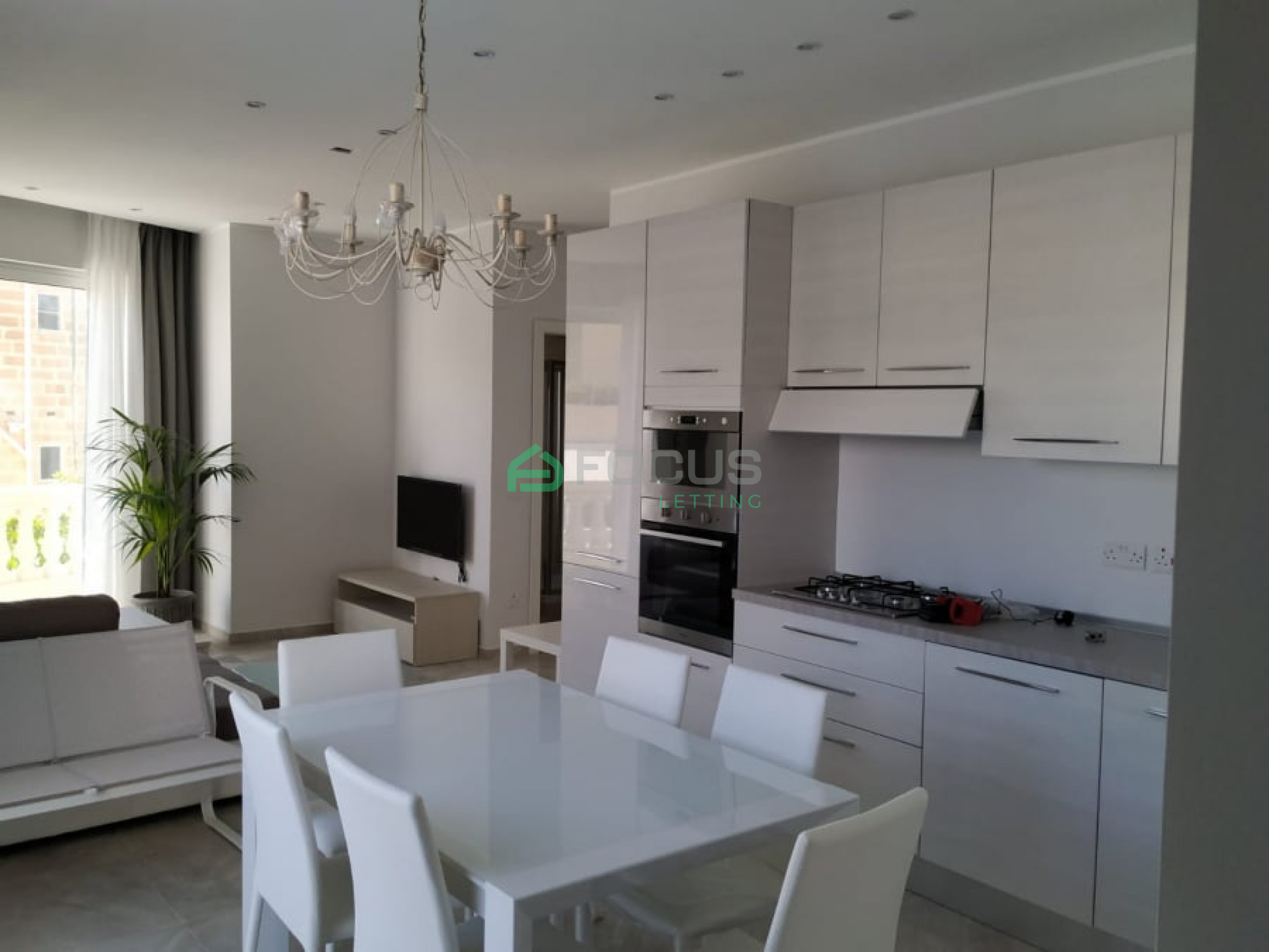 2 Bedroom Maisonette in Ta`Xbiex