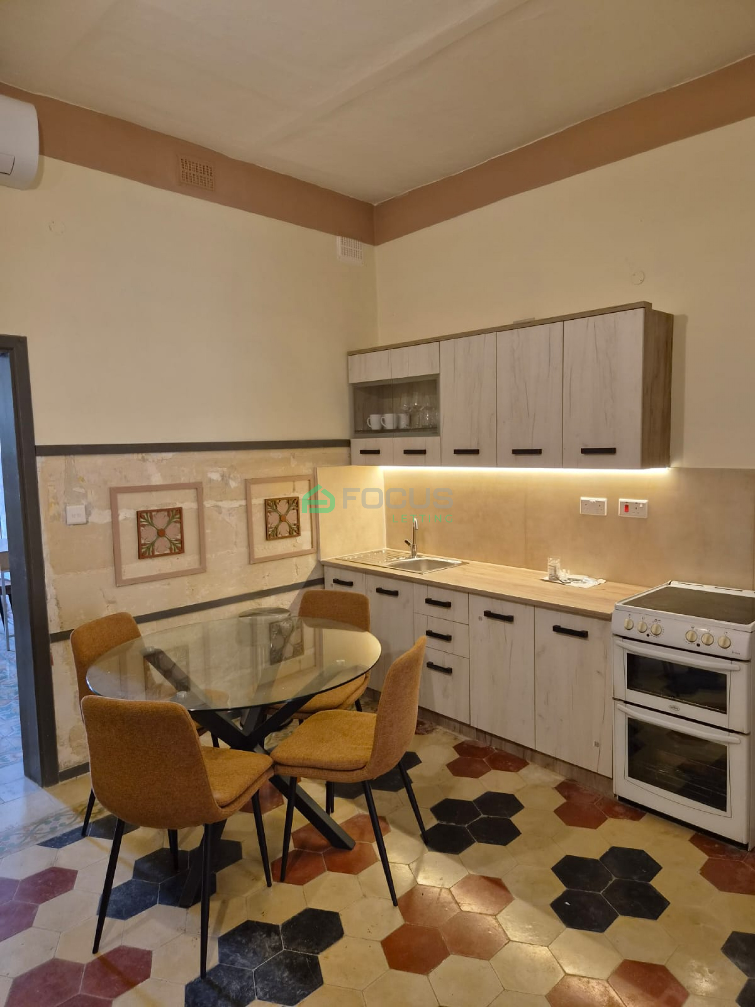 2 Bedroom Apartment in St Julian's