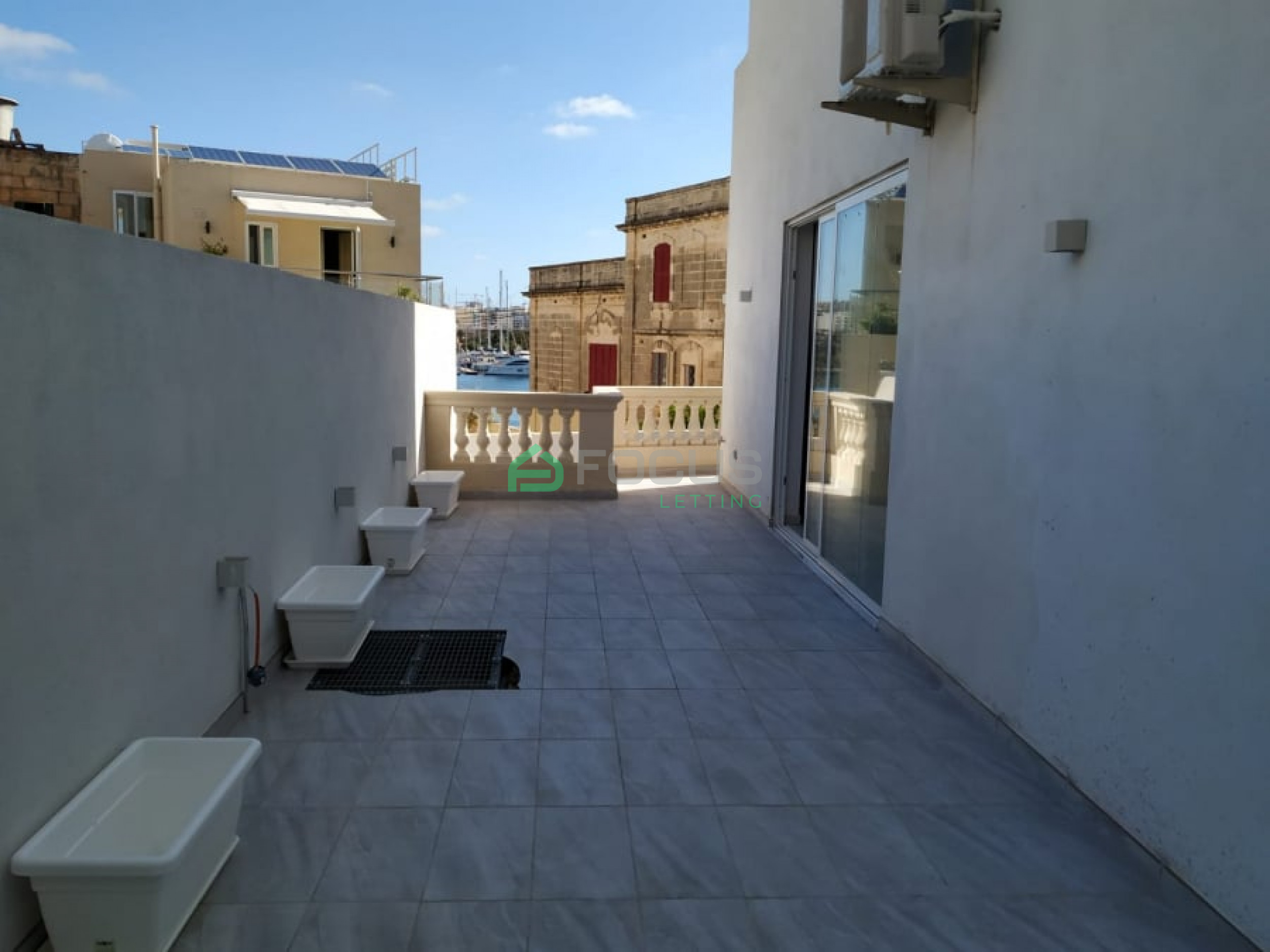 2 Bedroom Maisonette in Ta`Xbiex